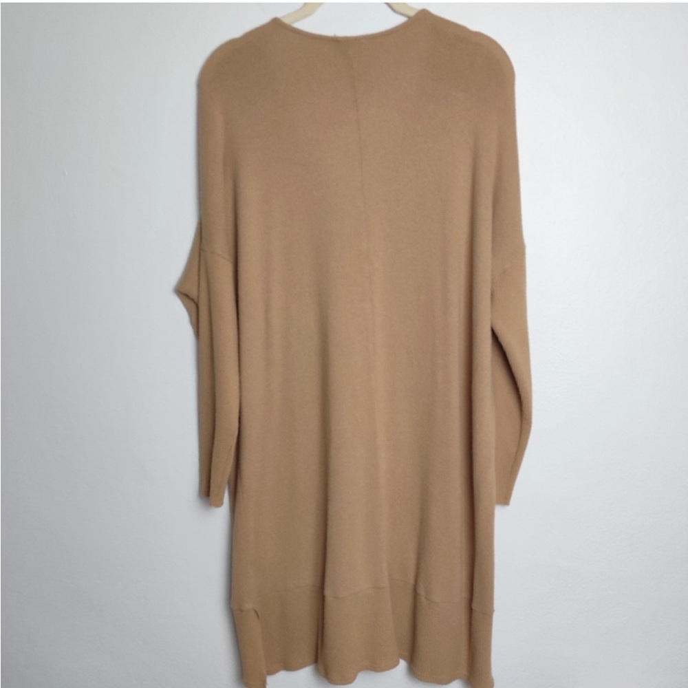 American Eagle Longline V Neck Split Side Soft Sw… - image 2